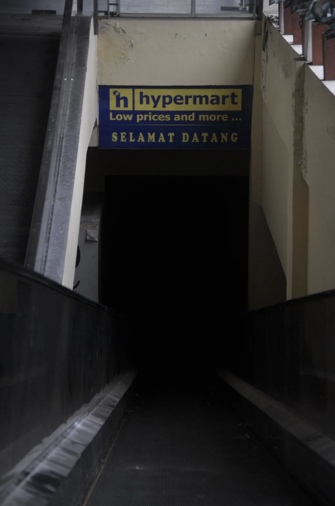 brutalist architecture - h hypermart Low prices and more... Selamat Datang